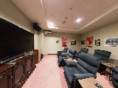 リラックスできる映画鑑賞部屋