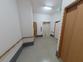 清潔感ある明るい廊下