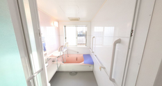 介護施設の入浴介助スペース
