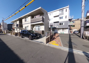 清潔感のある介護施設の外観