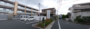 街中にあるモダンな介護施設