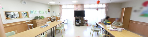 明るく広い空間の作業場
