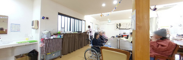 介護施設内の共有スペース