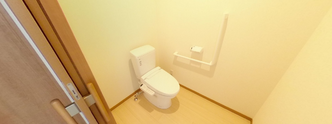 居室内に備え付けのトイレスペース