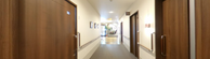 介護施設の広々とした廊下