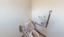 トイレ付き介護施設の個室