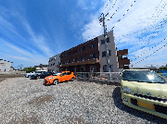 ゆったりとした空間の車庫
