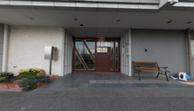 介護施設のエントランス風景