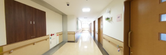 ゆったり広々とした廊下