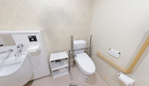 職場の清潔なトイレスペース