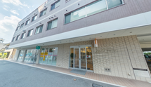 都市型介護施設の外観