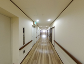 介護施設内部の廊下
