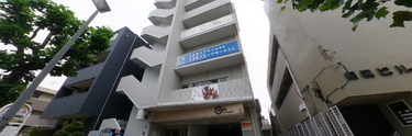 介護施設の外観と周辺環境