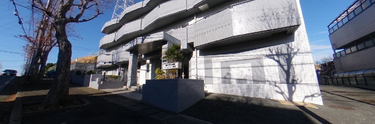 日当たりの良いモダンな介護施設