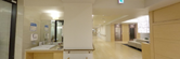 ケアホームの受付と通路