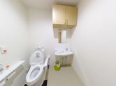 ケアハウスのトイレ内部
