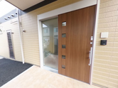 きれいな介護施設外観