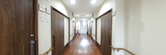 綺麗で広々とした廊下