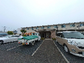 広々とした駐車場