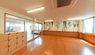 介護施設内の共用エリアの風景