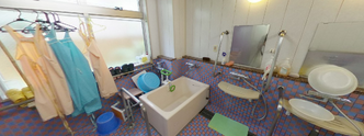 介護施設内のバスルーム