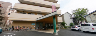 都市型介護施設の外観