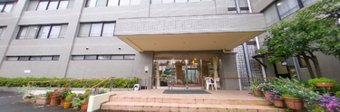 介護の仕事場である施設外観