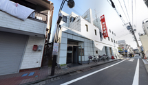 清潔で落ち着いた街中施設