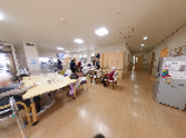 明るく穏やかな雰囲気の職場