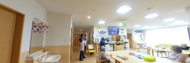 介護施設の居心地の良い共有エリア