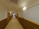 働きやすい廊下と食堂