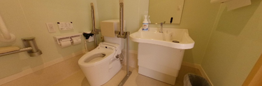 介護施設の居間とトイレの環境展示