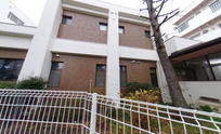介護施設周辺の自然と建物