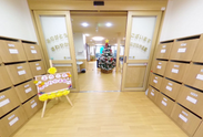 介護施設の共用スペースの風景