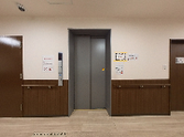 広々とした廊下