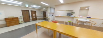 介護施設の共有リビングエリア
