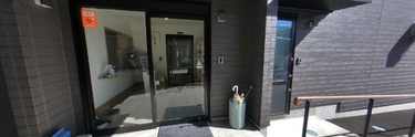 介護施設のきれいな入口