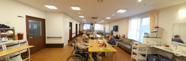 介護施設内の日常風景