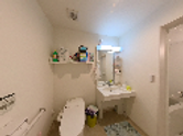 清潔感のあるトイレスペース