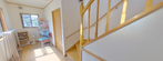 介護施設内部の廊下と階段