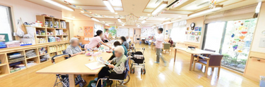 介護施設内の日常風景