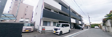 介護施設の外観と周辺環境