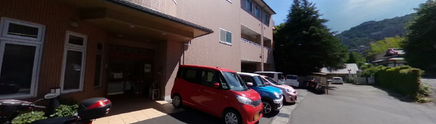 介護施設のエントランス周り