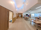 清潔感溢れる介護施設の内観