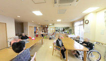 介護施設の居間と作業エリア