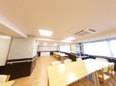 ケア施設の清潔な共有食堂