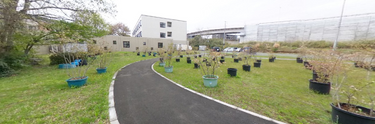 施設の外観と環境
