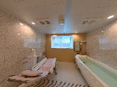 ゆったりとした入浴スペース