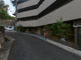外観の道路と建物