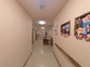 アート作品が飾られた廊下
